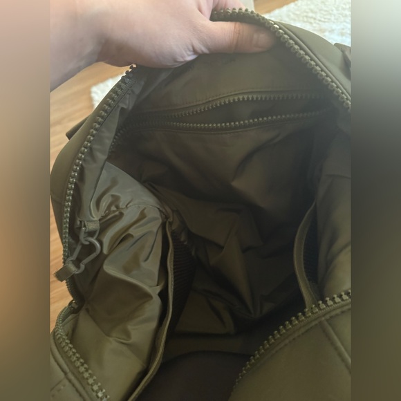 Dagne Dover Green Travel Bag with Structured Design - Picture 16 of 16